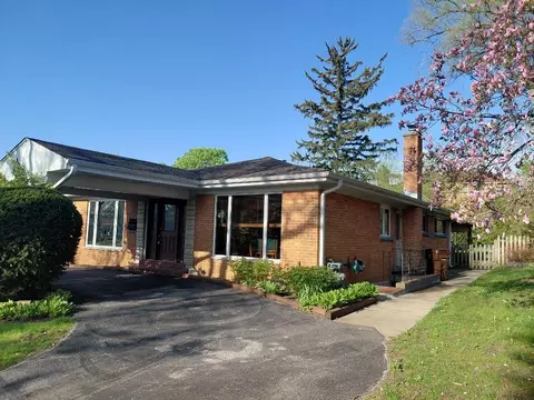 9714 Kedvale Ave, Skokie, IL 60076