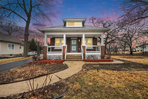26 E 157th St, South Holland, IL 60473