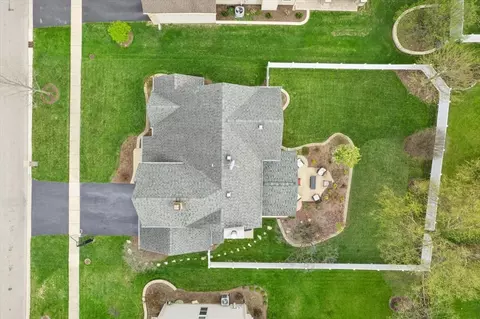View/Area - 223 Shawnee Cir, Bartlett, IL 60103 photo 1 of 4