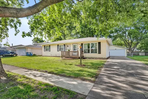 Exterior - 180 Kristina Dr, Bourbonnais, IL 60914 photo 9 of 9