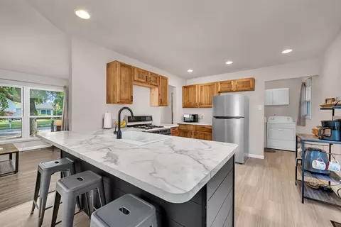 Kitchen - 180 Kristina Dr, Bourbonnais, IL 60914 photo 2 of 7