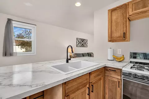 Kitchen - 180 Kristina Dr, Bourbonnais, IL 60914 photo 3 of 7