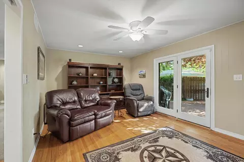 1115 Foothill Dr, Champaign, IL 61821 photo 16