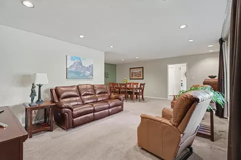1115 Foothill Dr, Champaign, IL 61821 photo 10