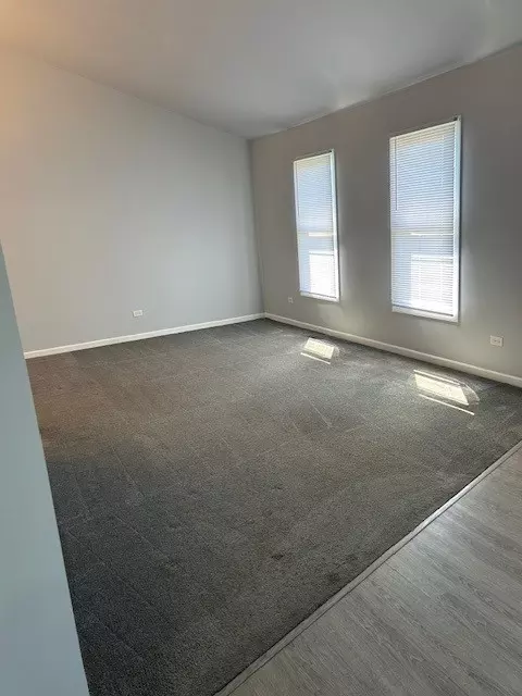 Living - 24014 W Heather Ct, Plainfield, IL 60585 photo 2 of 4