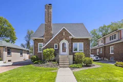 153 S Lombard Ave, Lombard, IL 60148