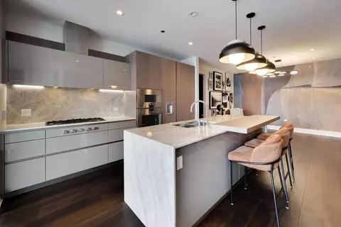 Kitchen - 363 E Wacker Dr #2506, Chicago, IL 60601 photo 1 of 3