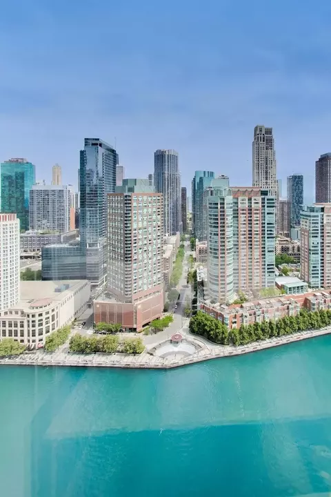 View/Area - 363 E Wacker Dr #2506, Chicago, IL 60601 photo 4 of 9
