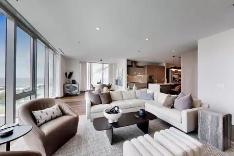Living - 363 E Wacker Dr #2506, Chicago, IL 60601 photo 1 of 5