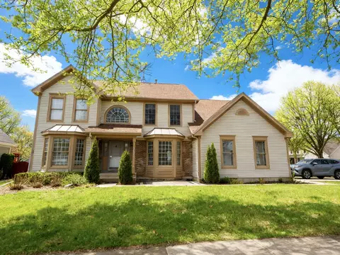 1060 Elma Ave, Elgin, IL 60120