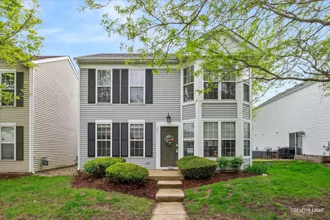 241 W Washington St, Oswego, IL 60543