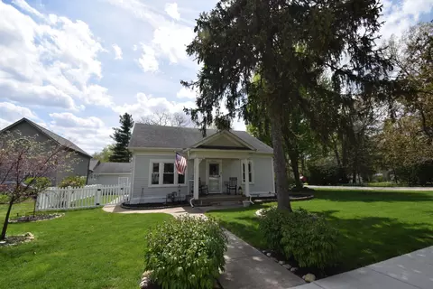 302 E Main St, Yorkville, IL 60560