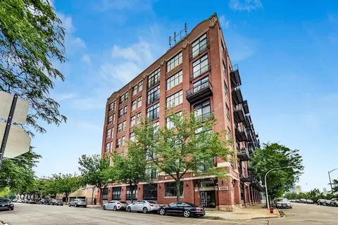 1250 W Van Buren St #1A, Chicago, IL 60607