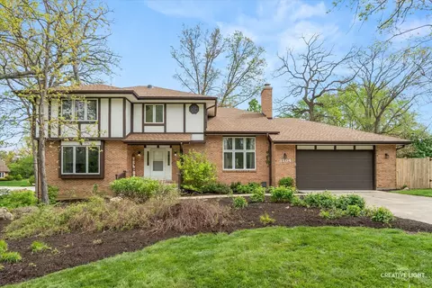 3104 Whispering Oaks Ln, Woodridge, IL 60517