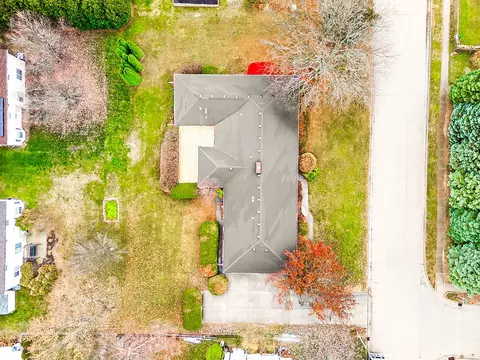 View/Area - 302 Kelly Dr, Normal, IL 61761 photo 4 of 4