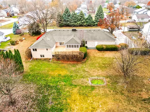 View/Area - 302 Kelly Dr, Normal, IL 61761 photo 2 of 4