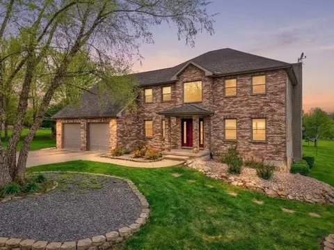 2669 E 1545th Rd, Ottawa, IL 61350