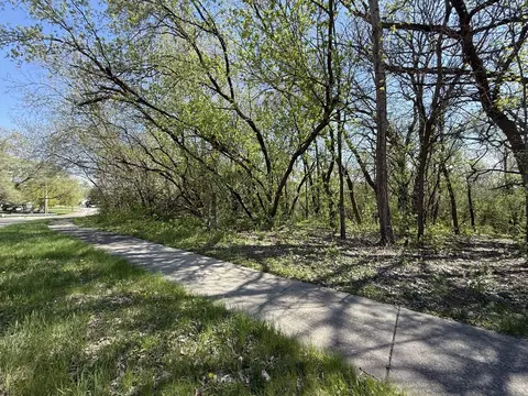 1716-1728 1740 Oak Dr, Mchenry, IL 60050 photo 5