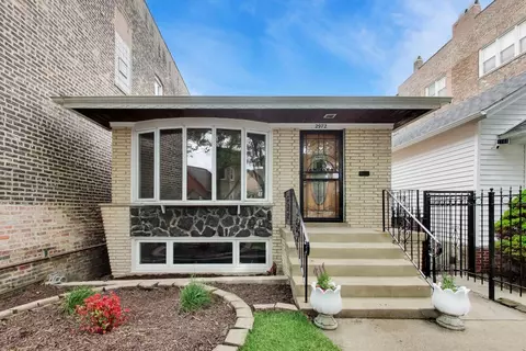 2972 S Loomis St, Chicago, IL 60608