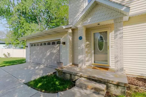 Exterior - 313 Jo Ann Ct, Normal, IL 61761 photo 4 of 11