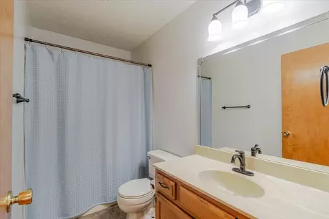 Bath - 313 Jo Ann Ct, Normal, IL 61761 photo 2 of 4