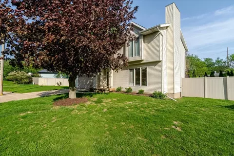 Exterior - 313 Jo Ann Ct, Normal, IL 61761 photo 3 of 11