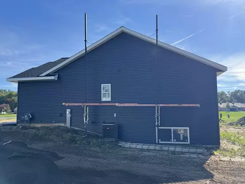 Exterior - 514 Creekside Cir, Byron, IL 61010 photo 3 of 4