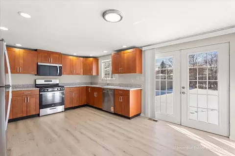 Kitchen - 16600 Oxford Dr, Markham, IL 60428 photo 1 of 3