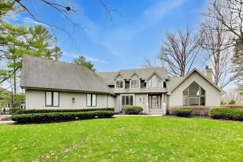 8 S510 Oxford Ln, Naperville, IL 60565