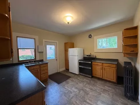 Kitchen - 421 Prospect St, Dekalb, IL 60115 photo 2 of 3