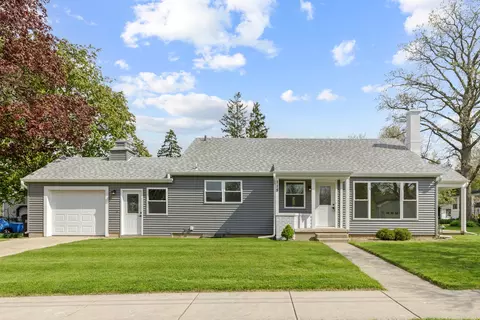 118 Edgewood Ave, Hampshire, IL 60140