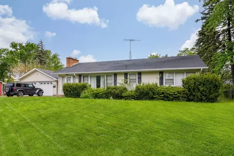 1205 Sundown Dr, Aurora, IL 60506 photo 2