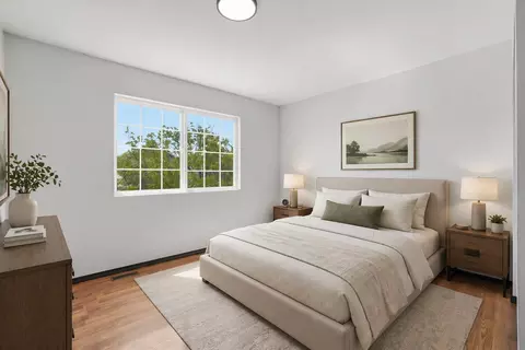 Bedroom - 36 Bridgeview Dr, Oswego, IL 60543 photo 1 of 6
