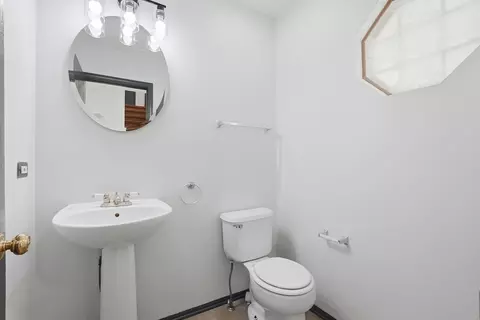 Bath - 36 Bridgeview Dr, Oswego, IL 60543 photo 1 of 3