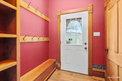 Entry Way - 10810 Tabler Rd, Morris, IL 60450 photo 2 of 3
