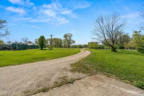 Exterior - 10810 Tabler Rd, Morris, IL 60450 photo 7 of 7