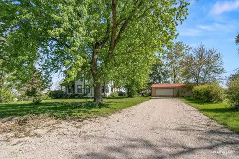 Exterior - 10810 Tabler Rd, Morris, IL 60450 photo 6 of 7