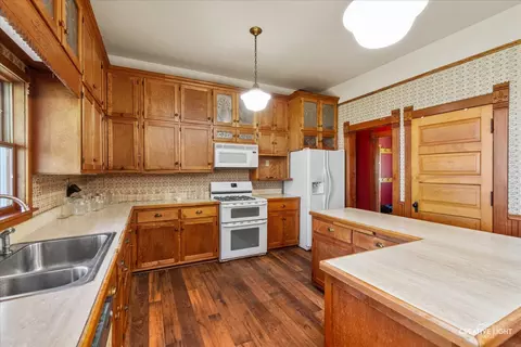 Kitchen - 10810 Tabler Rd, Morris, IL 60450 photo 2 of 3