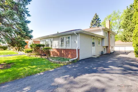 338 Ash Ave, Wood Dale, IL 60191