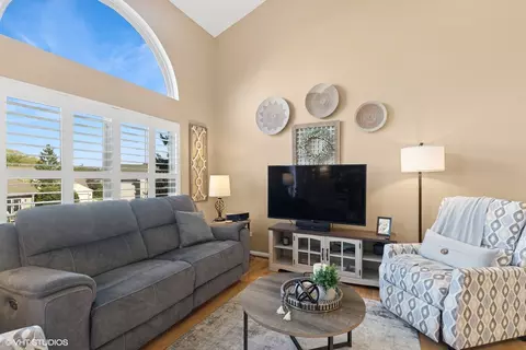 1706 Pine St #1706, Mchenry, IL 60051 photo 3