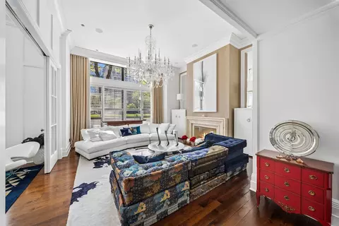Living - 270 E Pearson St #101, Chicago, IL 60611 photo 3 of 4