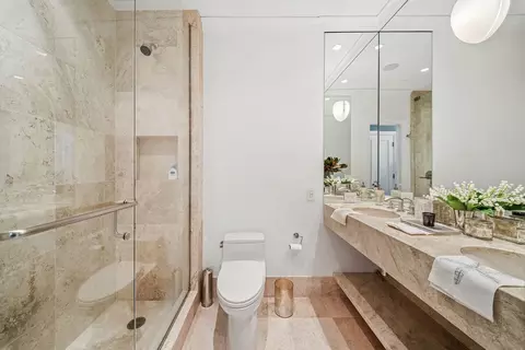 Bath - 270 E Pearson St #101, Chicago, IL 60611 photo 4 of 5