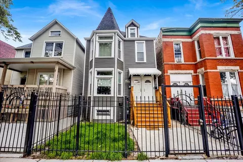 1821 N Tripp Ave, Chicago, IL 60639