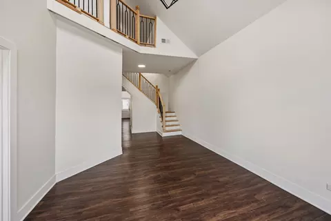 Entry Way - 708 E 90th St, Chicago, IL 60619 photo 2 of 5