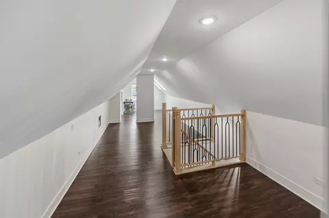 Entry Way - 708 E 90th St, Chicago, IL 60619 photo 4 of 5