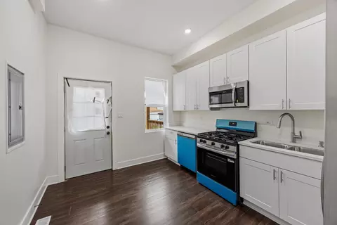 Kitchen - 708 E 90th St, Chicago, IL 60619 photo 2 of 5