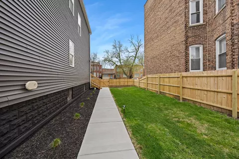 Exterior - 708 E 90th St, Chicago, IL 60619 photo 5 of 8