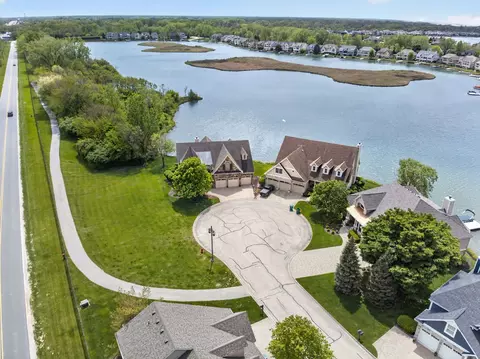 13111 S Lake Mary Dr, Plainfield, IL 60585