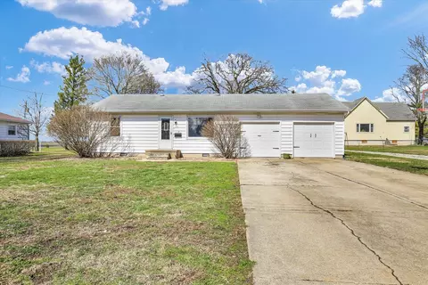 341 W Spruce St, Paxton, IL 60957