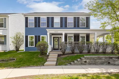 1022 Symphony Dr, Aurora, IL 60504